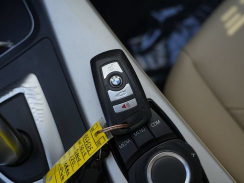 Used 2018 BMW 320i xDrive Sedan AWD/4WD image 57