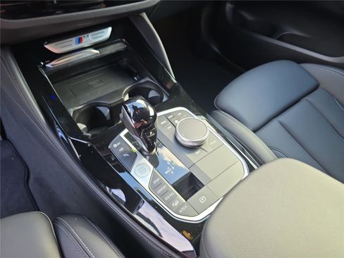 Used 2024 BMW X4 M40i image 30