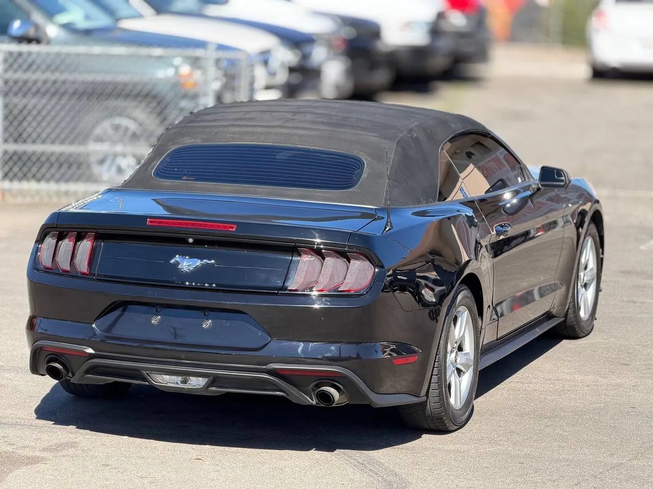 Used 2018 Ford Mustang Convertible RWD image 56