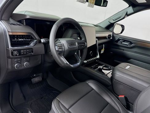 New 2026 GMC Yukon XL Denali w/ Sun & Power Step Package AWD/4WD image 3