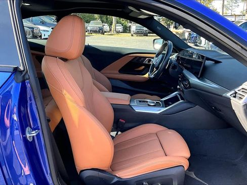 Certified 2025 BMW M240i Coupe image 8