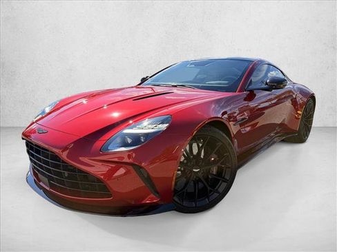 Used 2025 Aston Martin V8 Vantage image 2