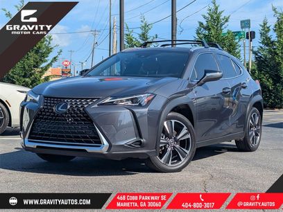 Used 2022 Lexus UX 200 w/ Accessory Package (Z2)