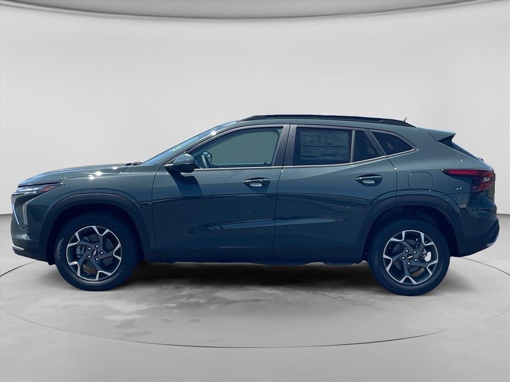 New 2026 Chevrolet Trax LT w/ Driver Confidence Package FWD image 4