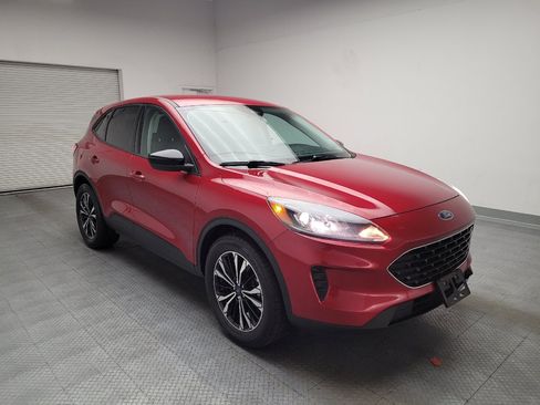 Used 2021 Ford Escape SE w/ SE Sport Appearance Package AWD/4WD image 13