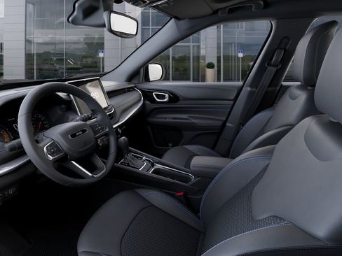 New 2026 Jeep Compass Latitude w/ Sun and Sound Group image 23