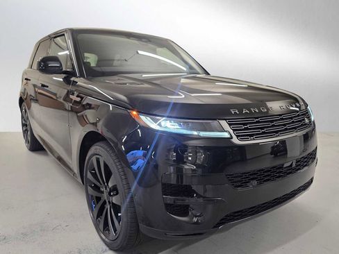 Used 2026 Land Rover Range Rover Sport SE image 7