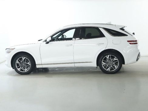 Used 2022 Genesis GV70 2.5T w/ Advanced Package image 39