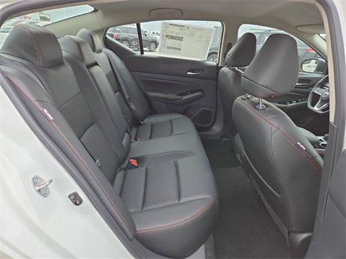 New 2025 Nissan Altima 2.5 SR image 14