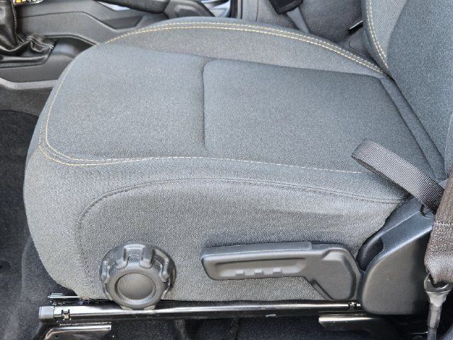 Used 2024 Jeep Wrangler Unlimited AWD/4WD image 27