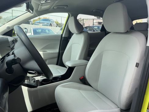 Used 2024 Hyundai Kona SEL FWD image 19