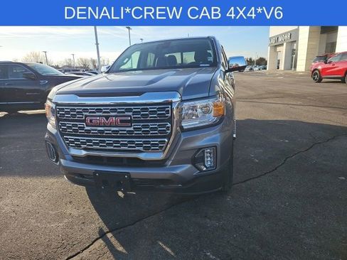 Used 2022 GMC Canyon Denali image 5