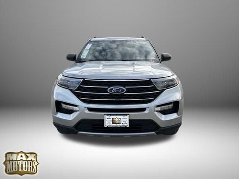 Used 2022 Ford Explorer XLT w/ Equipment Group 202A image 11