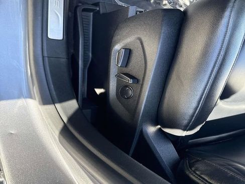 Used 2023 Ford Edge Titanium image 22