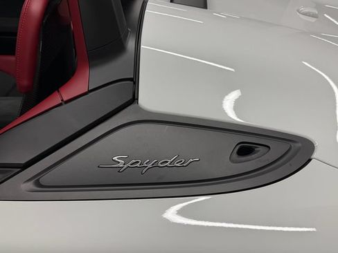 Certified 2022 Porsche 718 Boxster Spyder RWD image 20