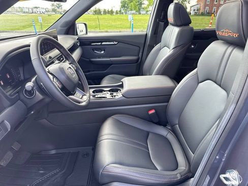 Certified 2026 Honda Pilot TrailSport image 30