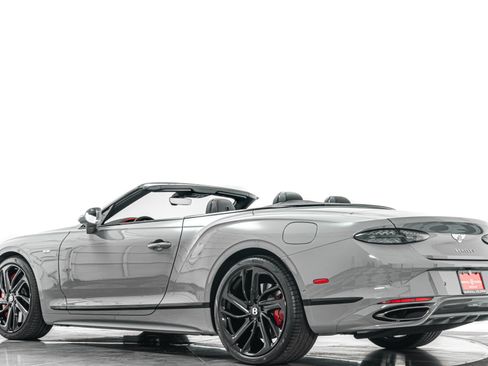 Used 2025 Bentley Continental GT Speed AWD/4WD image 38