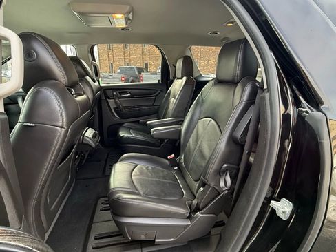 Used 2017 GMC Acadia Limited SLT image 25