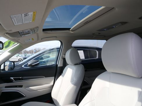 Used 2022 Kia Telluride S image 31