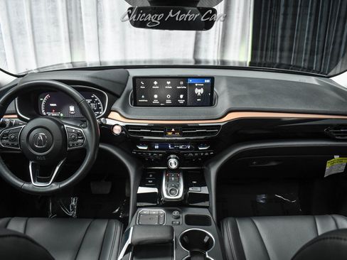 Used 2022 Acura MDX SH-AWD image 22