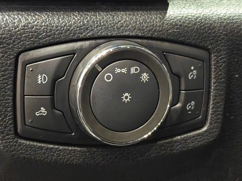Used 2016 Ford F150 XLT w/ Equipment Group 302A Luxury AWD/4WD image 48