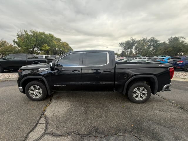 Used 2023 GMC Sierra 1500 SLE AWD/4WD image 2