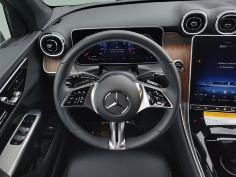 Certified 2026 Mercedes-Benz GLC 300 image 13