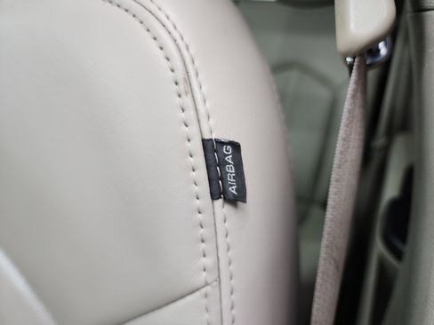 Used 2016 Cadillac SRX Premium image 38