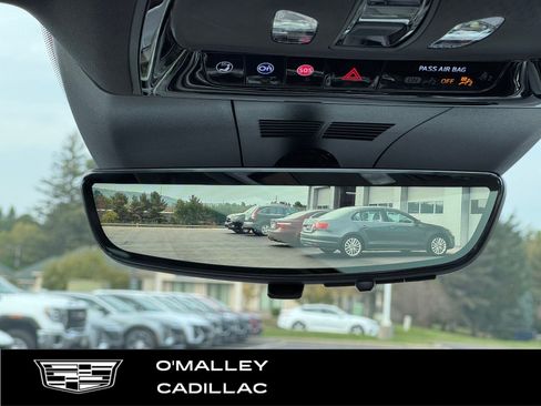 New 2026 Cadillac Lyriq Premium Luxury image 16