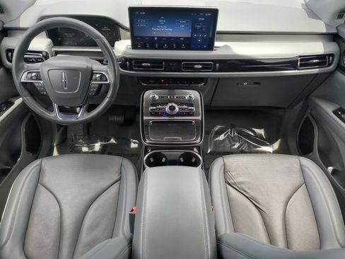 Used 2022 Lincoln Nautilus Reserve FWD image 15