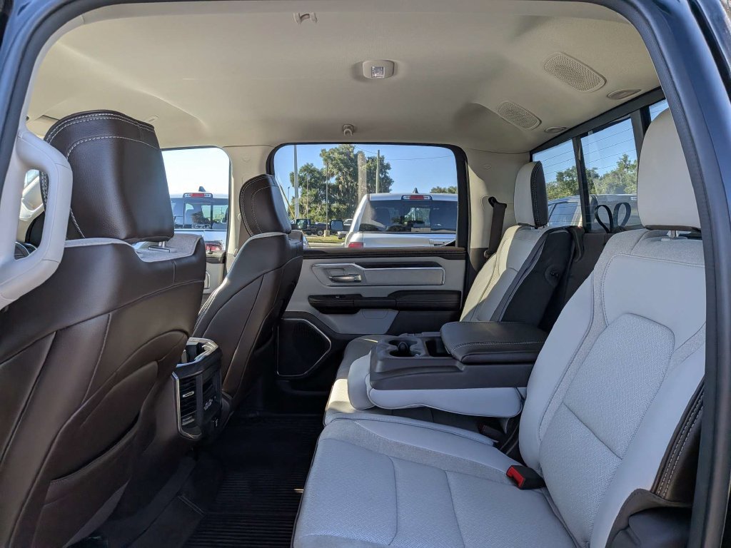 Used 2025 RAM 1500 Laramie AWD/4WD image 12