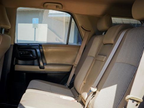 Used 2014 Toyota 4Runner SR5 image 15
