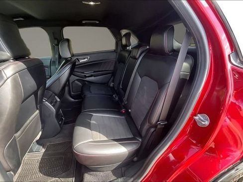 Used 2021 Ford Edge ST-Line FWD image 23