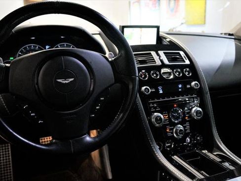 Used 2012 Aston Martin DBS CARBON image 20