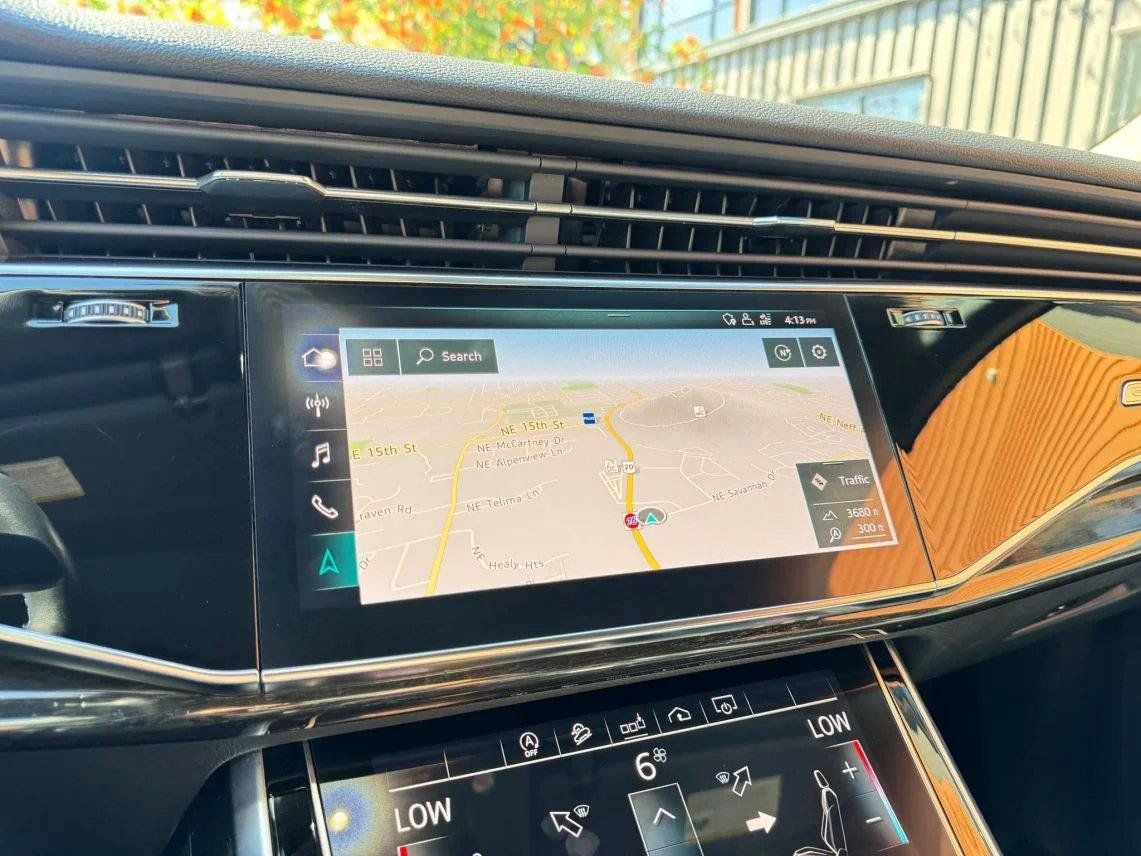 Used 2020 Audi Q7 3.0T Premium w/ Convenience Package AWD/4WD image 18