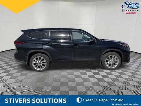 Used 2021 Toyota Highlander Limited w/ Protection Package #3 (TMS) AWD/4WD image 5