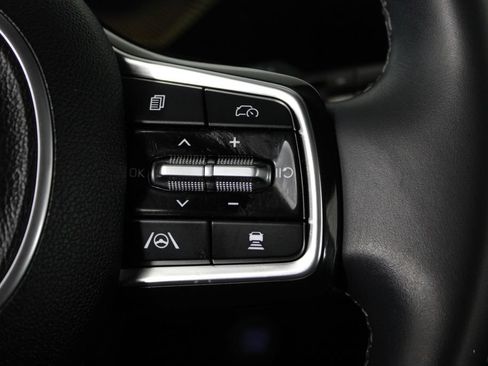 Used 2024 Kia Sorento S w/ Panoramic Sunroof Package FWD image 27