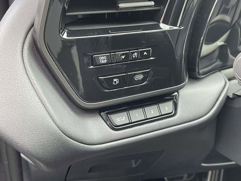 Used 2025 Lexus TX 500h AWD image 19