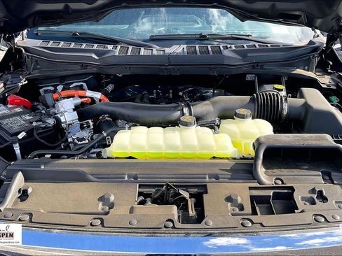 New 2025 Ford F150 Lariat w/ Equipment Group 501A Mid image 10