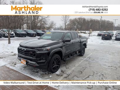 Used 2024 Chevrolet Colorado Z71 w/ Z71 Convenience Package 2