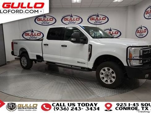 Used 2023 Ford F250 XLT w/ FX4 Off-Road Package image 2