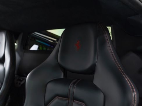 Used 2016 Ferrari 488 GTB RWD image 40