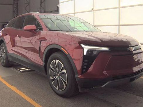 Used 2024 Chevrolet Blazer EV LT image 2