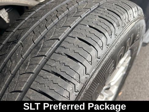 Used 2020 GMC Sierra 1500 SLT w/ SLT Convenience Package image 13