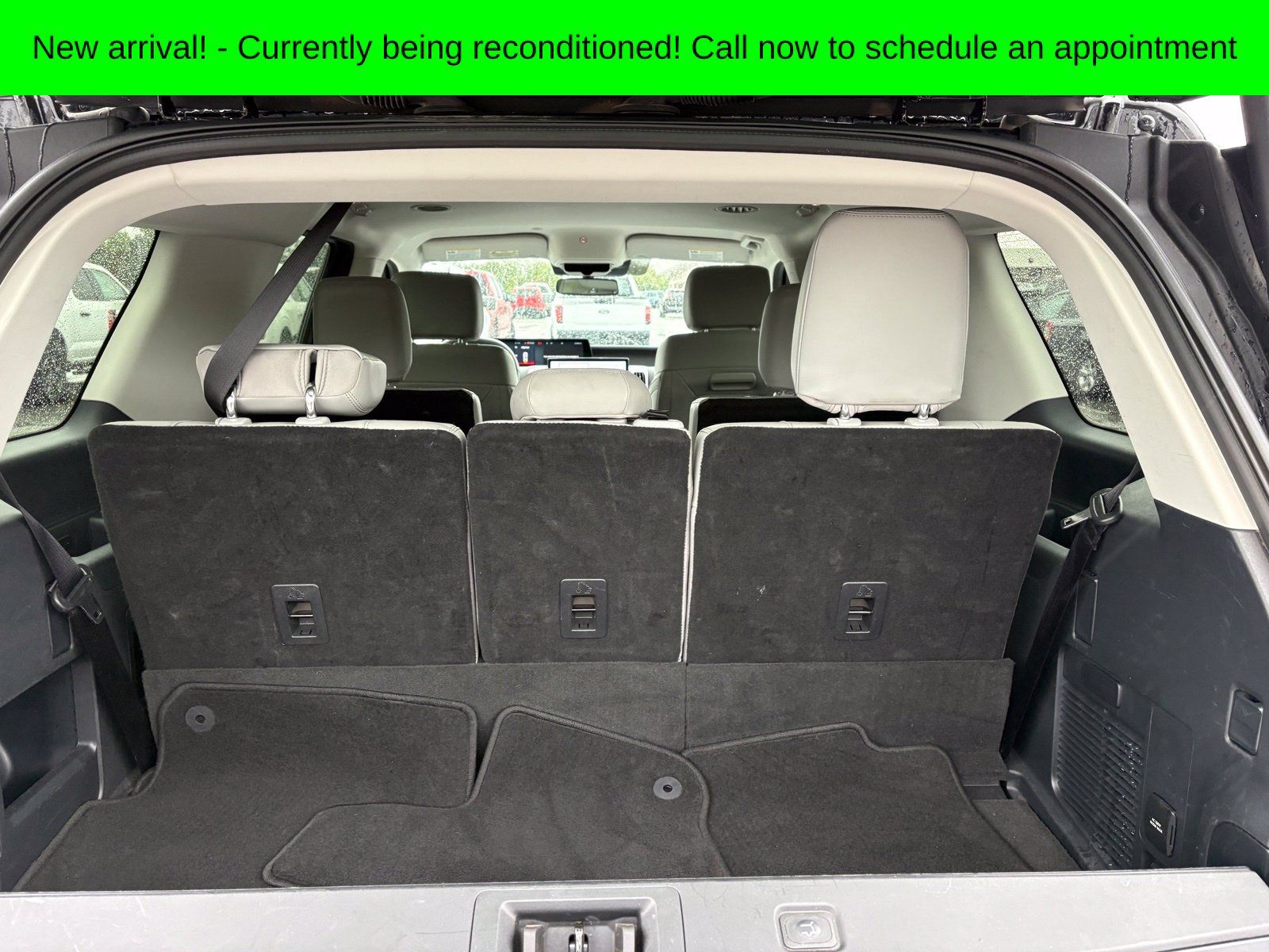 Used 2026 Ford Expedition Active AWD/4WD image 7