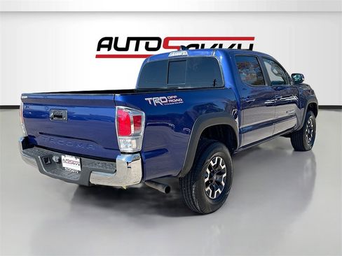 Used 2023 Toyota Tacoma TRD Off-Road image 7