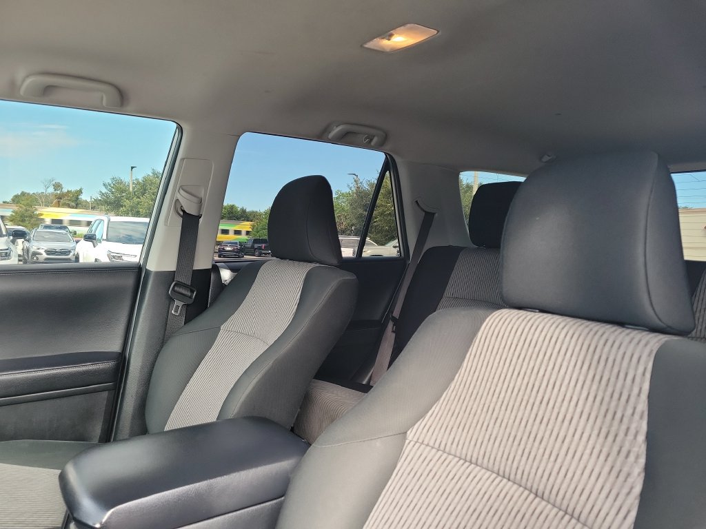Used 2020 Toyota 4Runner SR5 RWD image 21