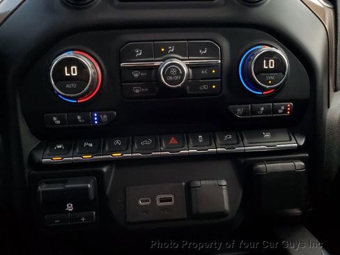 Used 2019 Chevrolet Silverado 1500 High Country w/ Technology Package image 29