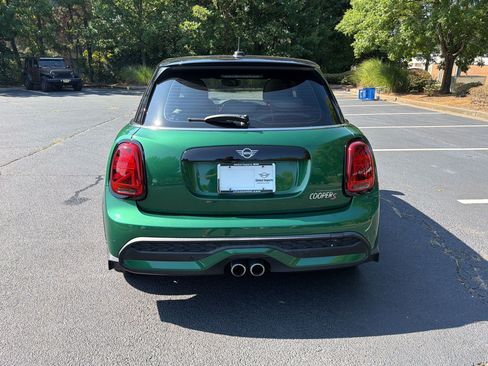 Used 2022 MINI Cooper S w/ Signature Upholstery Package FWD image 10