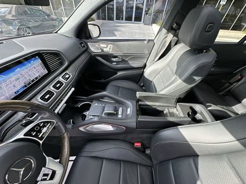 Used 2022 Mercedes-Benz GLS 450 4MATIC image 28